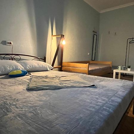 Ararat-Klovskaya Hostel-Apartments Kiev Exterior foto