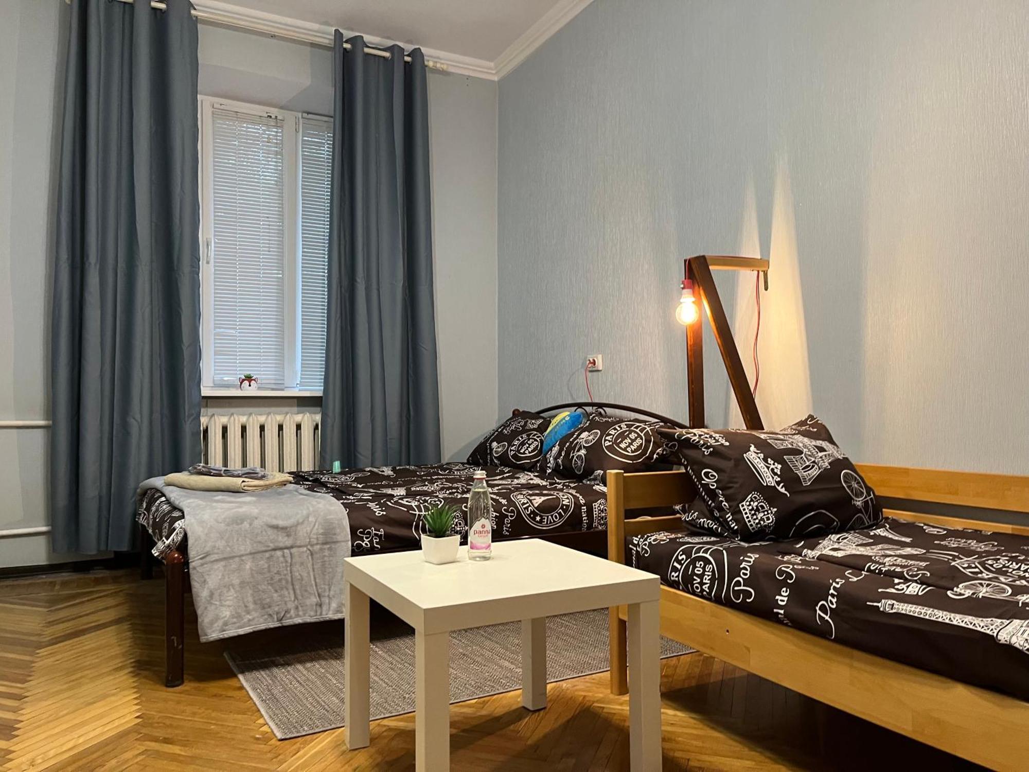 Ararat-Klovskaya Hostel-Apartments Kiev Exterior foto