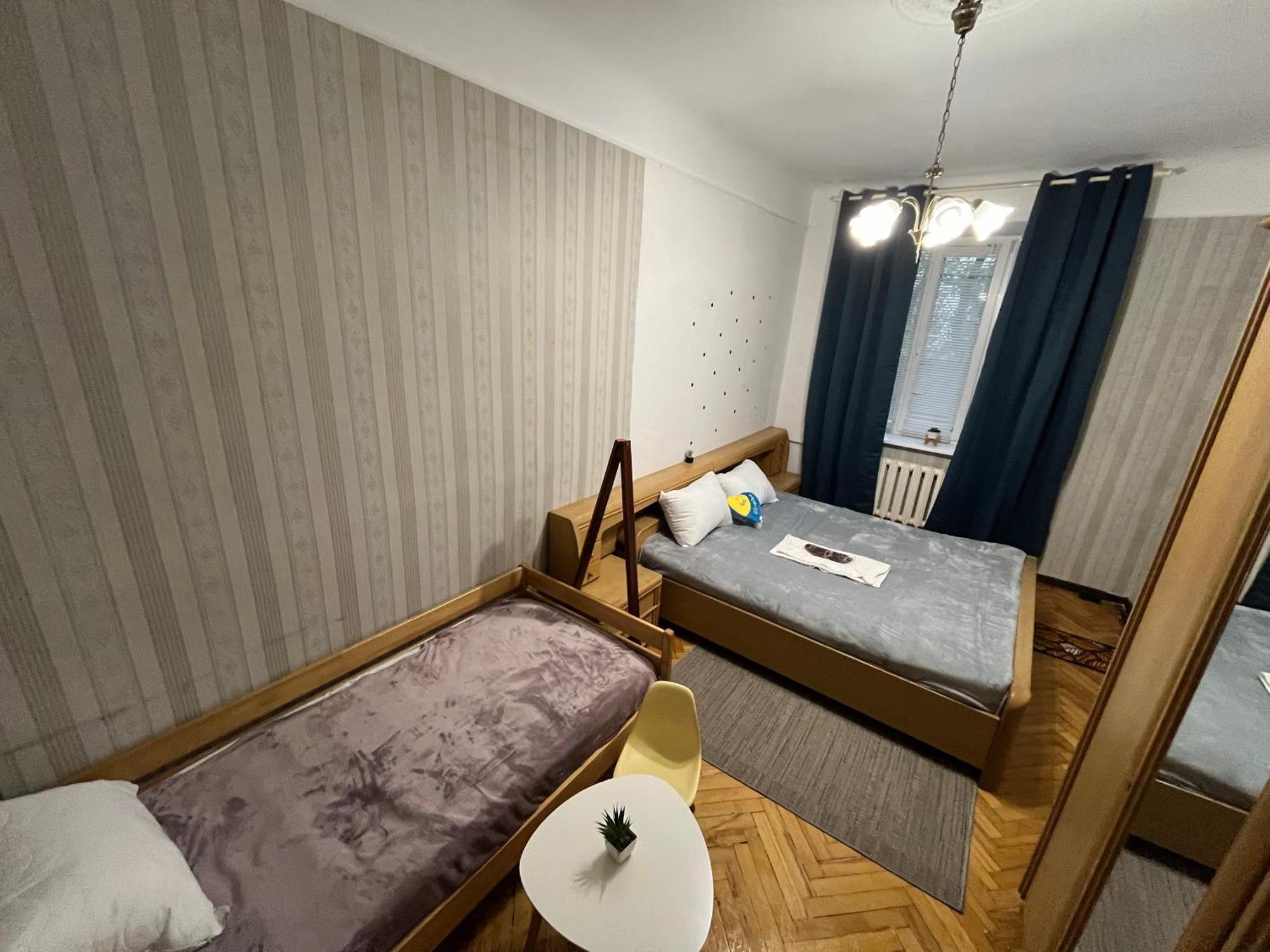 Ararat-Klovskaya Hostel-Apartments Kiev Exterior foto